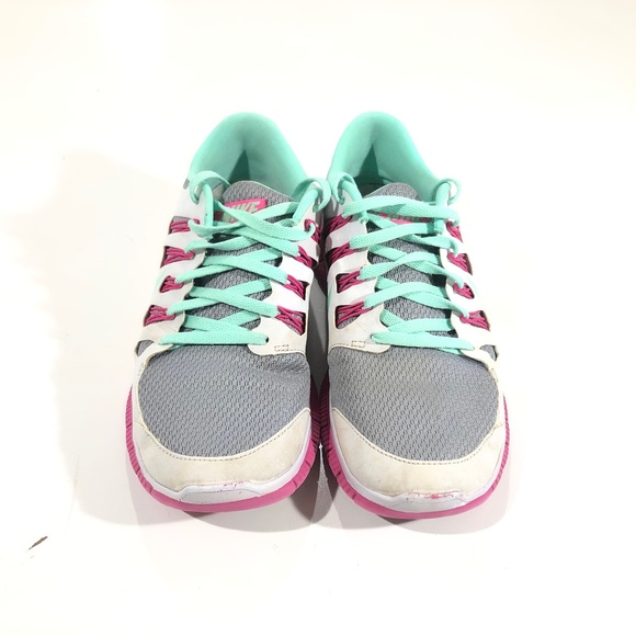 NIKE FREE 5.0 + REFLECTIVE RUNNING SHOE SZ 9 - Picture 4 of 6